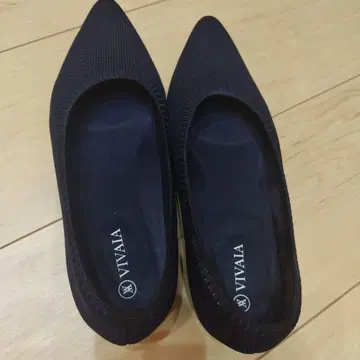 새상품급 VIVAIA 플랫슈즈 22.5