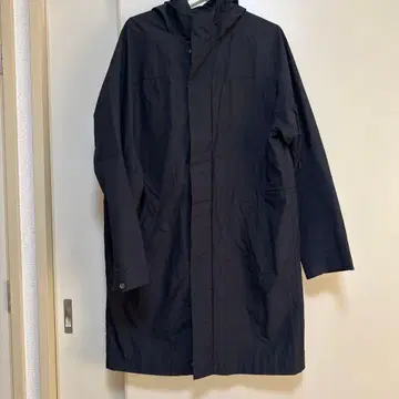 COS 후드 부착 롱 코트 블랙