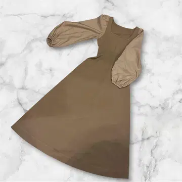 새상품급 FRAY I.D 볼륨 슬리브 홀 원피스