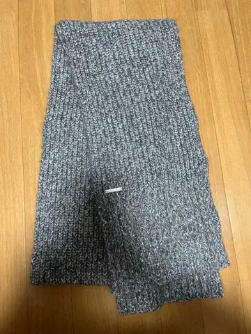 [ 새상품 ] [ MICHAEL KORS ] 니트 머플러 그레이 계열