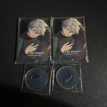 세나 이즈미 사선 아크릴 스탠드