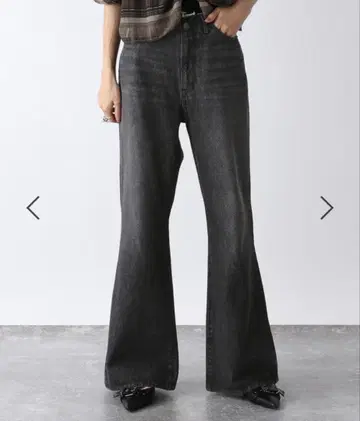 [새상품] 지나시스 모듬 블리치 플레어 데님