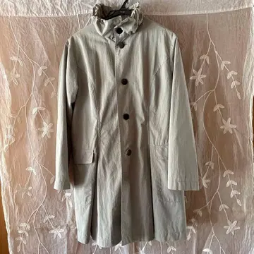 파티큘라 그레이 코트