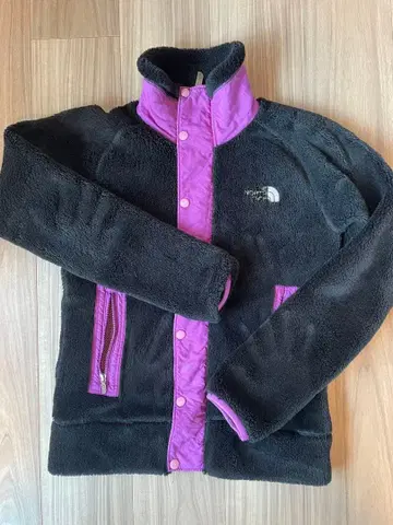 더 노스페이스 플리스 자켓 블랙/퍼플