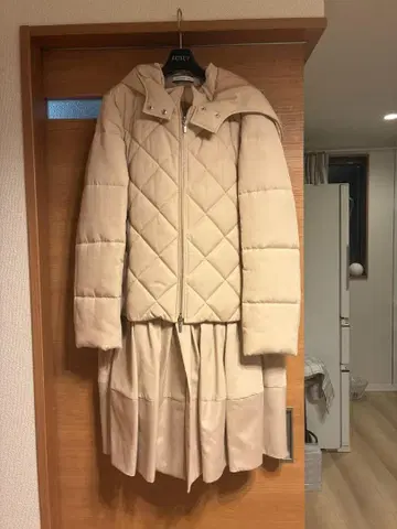 FOXEY 뉴욕 아우터