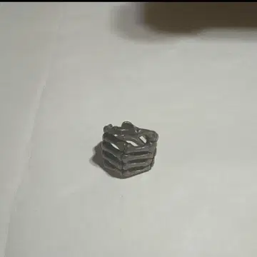 크레이지피그 본 핸드 링