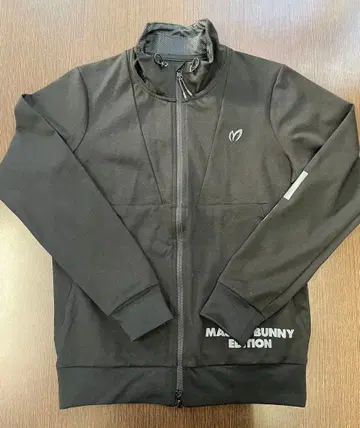 새상품급 MASTER BUNNY EDITION 블랙 블루종 사이즈 0