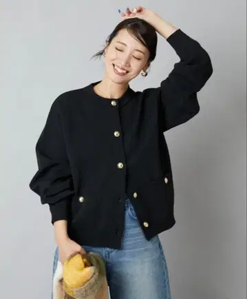 프릭스스토어 골드 버튼 니트 포켓 가디건