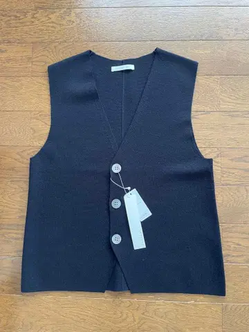 TOMORROWLAND/GALERIE VIE 우스터 V넥 베스트