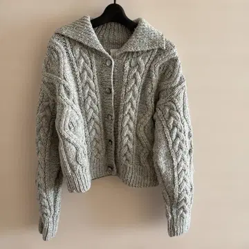 casa fline 그레이 케이블 니트 숏 기장