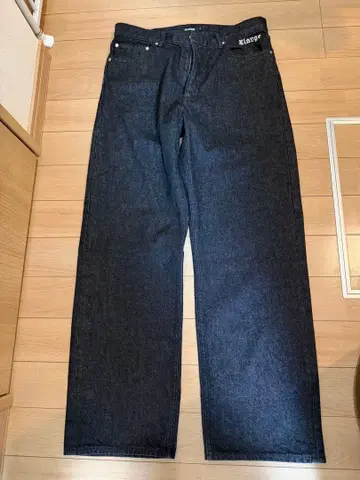 X-LARGE 블랙 와이드 레그 데님 미사용 새상품