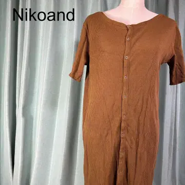 니코앤드 브라운 반팔 티셔츠 원피스 앞 버튼 캐주얼