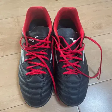 미즈노 모렐리아 축구화 26.5cm