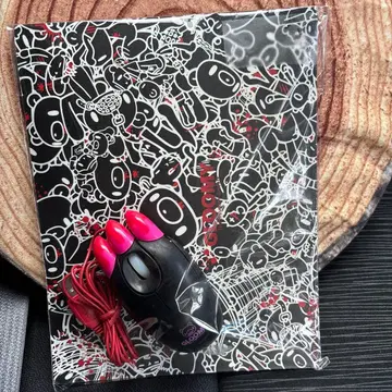 GLOOMY 디자인 마우스 블랙/핑크