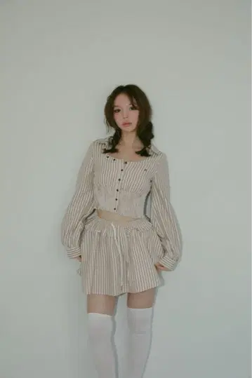 ANDMARY Sherry girls set up