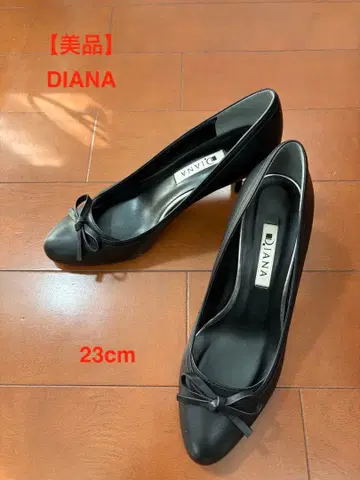 [ 새상품급 ] 다이애나 블랙 펌프스 23cm