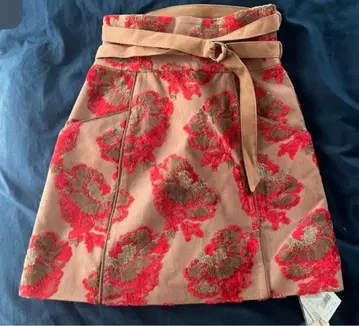 릴리 브라운 꽃무늬 자수 코듀로이 미니 스커트