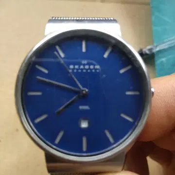 SKAGEN 스테인리스 스틸 메쉬 시계 (정크제품 취급)