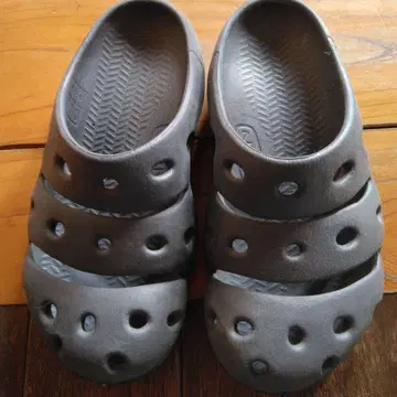 KEEN 스포츠 샌들 다크 그레이