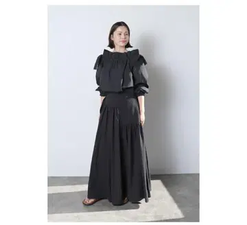 meri 넥 개더 블라우스