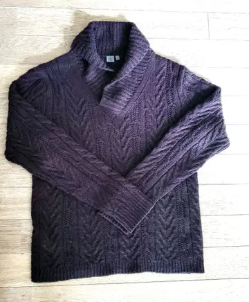 Calvin Klein 니트 스웨터