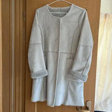 무스탕풍 노카라 롱 코트 그레이 보아 안감 성숙/러블리