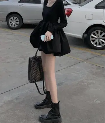 스퀘어넥 벌룬 원피스