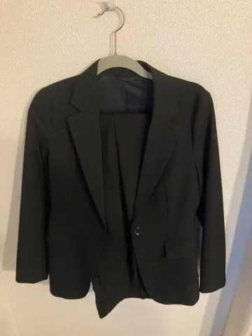 GU 워셔블 테일러드 자켓 S와 팬츠 M 세트