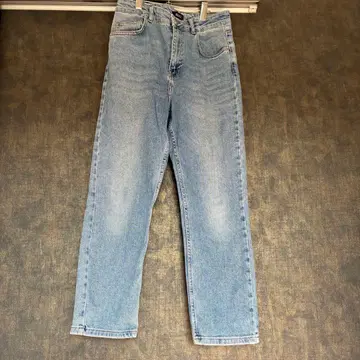 BDG 스트레이트 데님 라이트 블루 사이즈 26 하와이 면