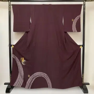 No.2809 순수 실크 달 토끼 금실 자수 히키타 패턴 호몬기 새상품급