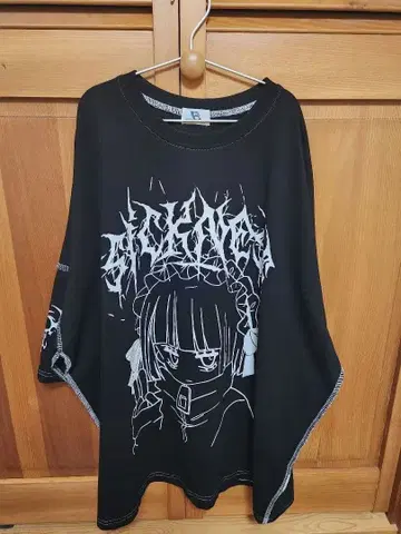 VOLCAN & APHRODITE 지뢰계 T셔츠 병약미 블랙