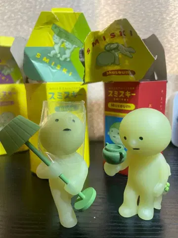 스미스키 피규어 smiski