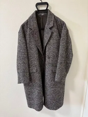 미라 오웬 코트