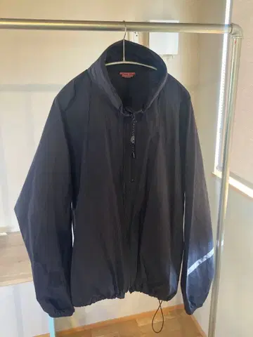 SQUEEZED DESIGN 나일론 셋업 unslacks