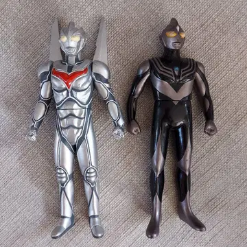 울트라맨 액션 피규어 소프트 비닐 2체 세트