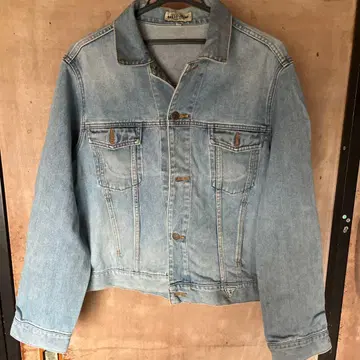 GUESS 라이트 블루 데님 자켓 구제 의류