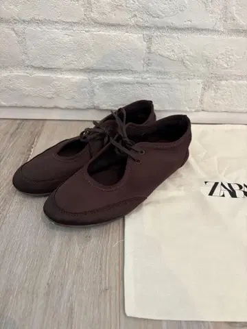 브라운 플랫슈즈 레이스업