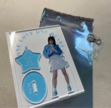 ONE LOVE ONE HEART 야지마 유나 아크릴 스탠드
