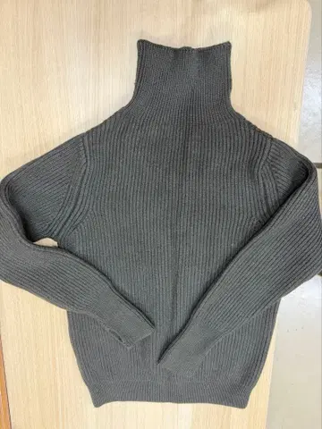 ANDERSEN-ANDERSEN 그레이 리브 니트 긴팔