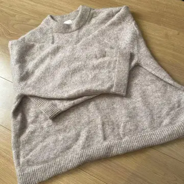 H&M 모헤어 울 크루넥 스웨터 베이지 S 에이치앤엠