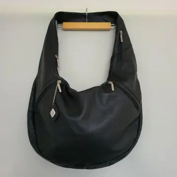 새상품급 이 산티 i santi 블랙 이탈리아 가죽 숄더