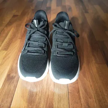 스케쳐스 슬립인 24.5