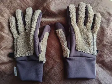 white mountaineering gore infinium glove