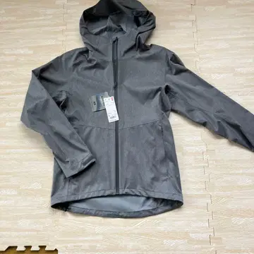 미사용 새상품 유니클로 블록 테크 후드티 (그레이)