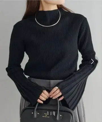 퓨어세신 긴팔 니트