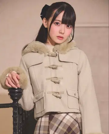 미사용 새상품 미셸 마카롱 숏 더플 코트 XS