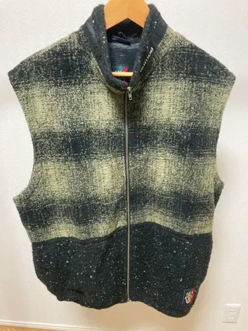 울 혼방 체크 무늬 베스트 L