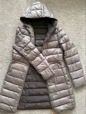 헬레노 후드 부착 샴페인 골드 롱 다운 자켓