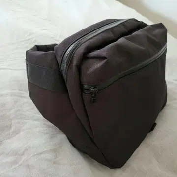 새상품급 ADAMPATEK 아담 파텍 블랙 바디백