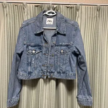 ZARA 옅은 파랑 데님 자켓